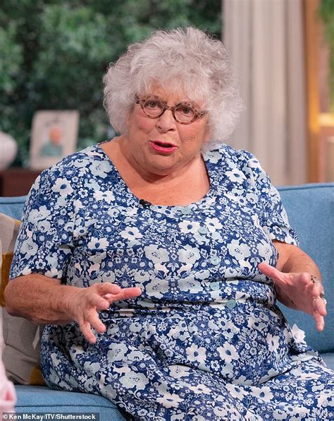 miriam margolyes nude|Miriam Margolyes poses NAKED as British Vogues unlikely。